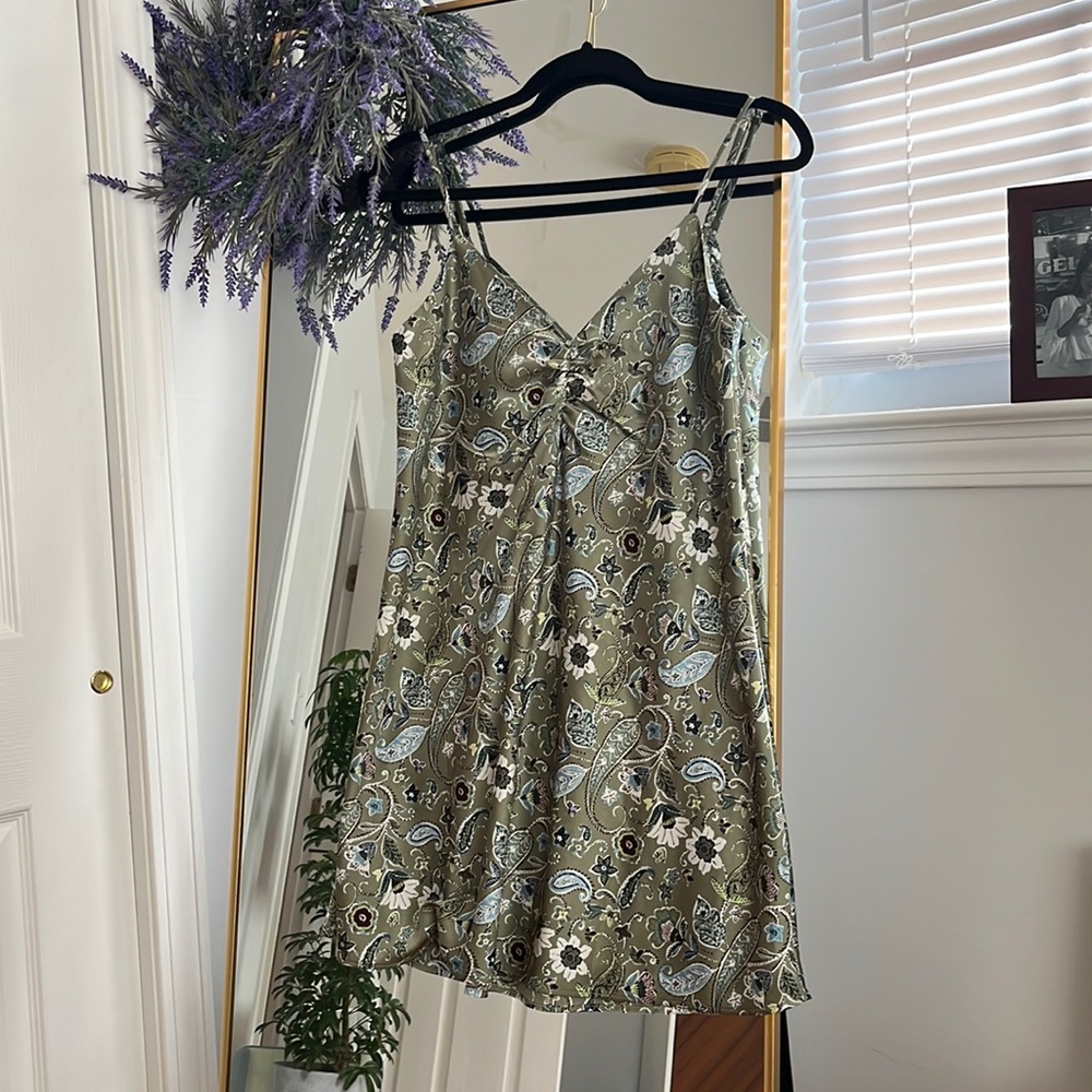 Green silky minidress